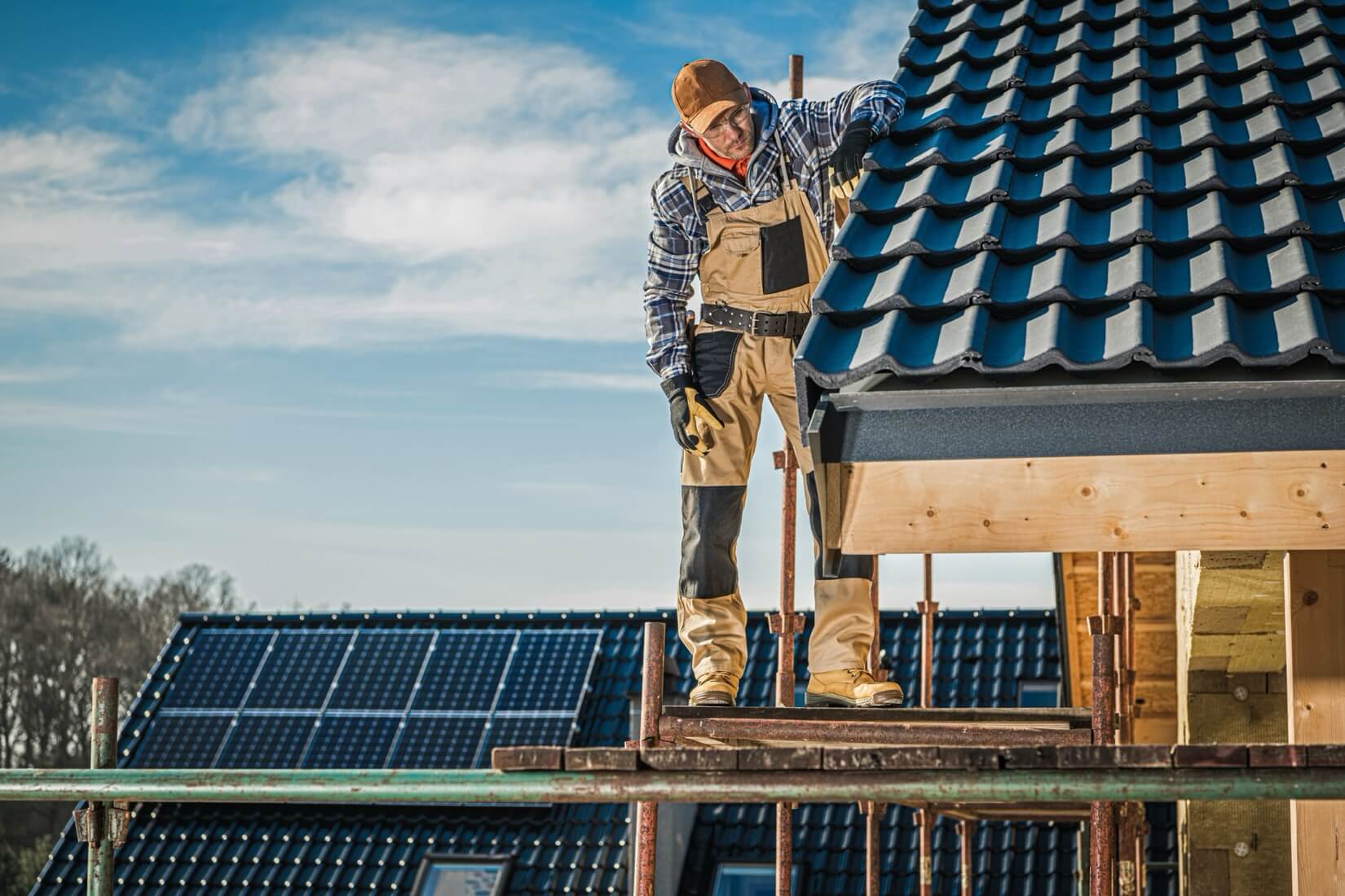 Installation av betongpannor är nu avslutad av Takläggning Sigtuna